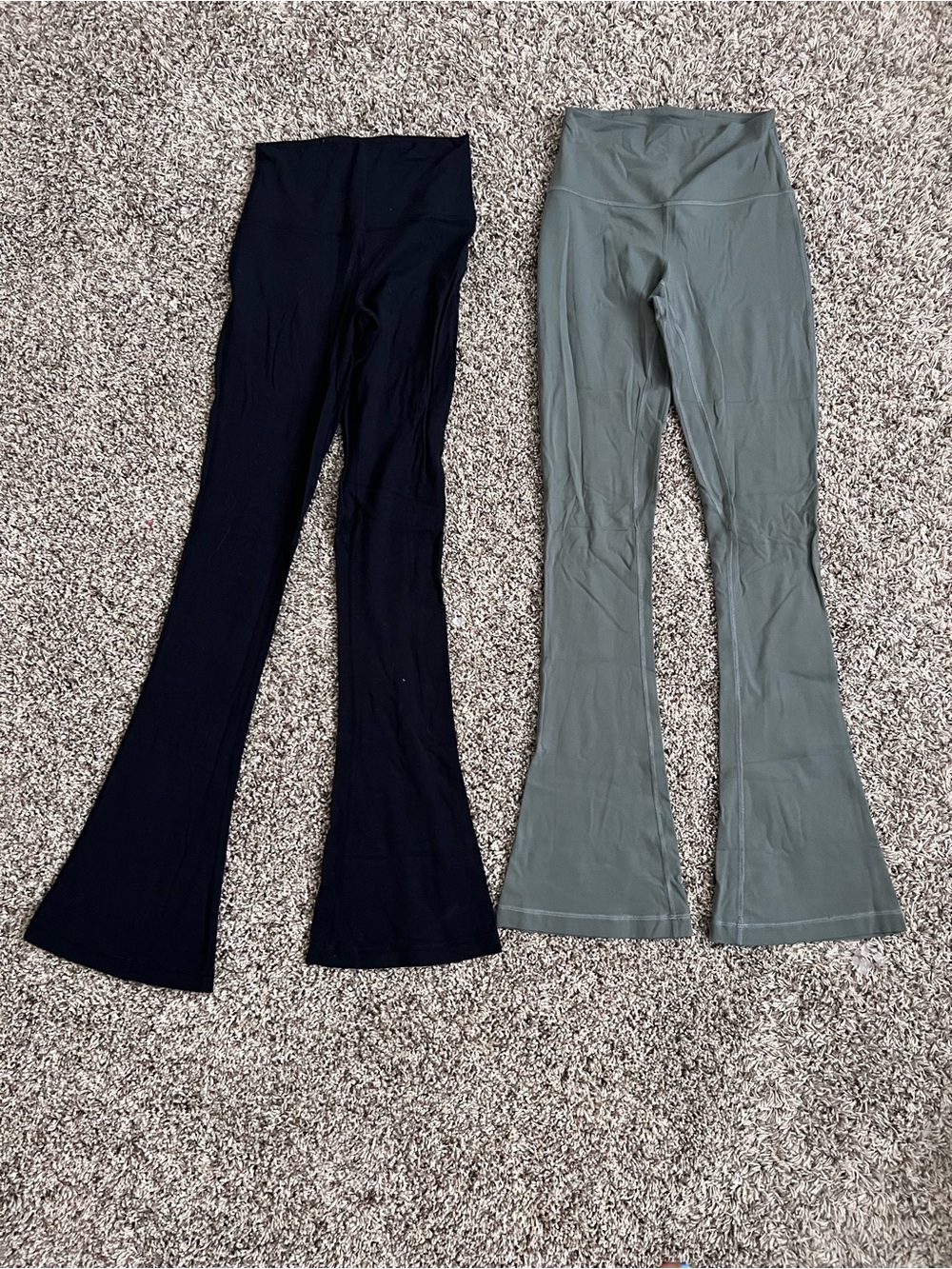 2 pairs Lululemon align mini flare size 4 in green and black